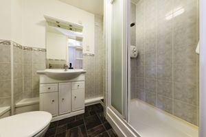 SHOWER ROOM- click for photo gallery
